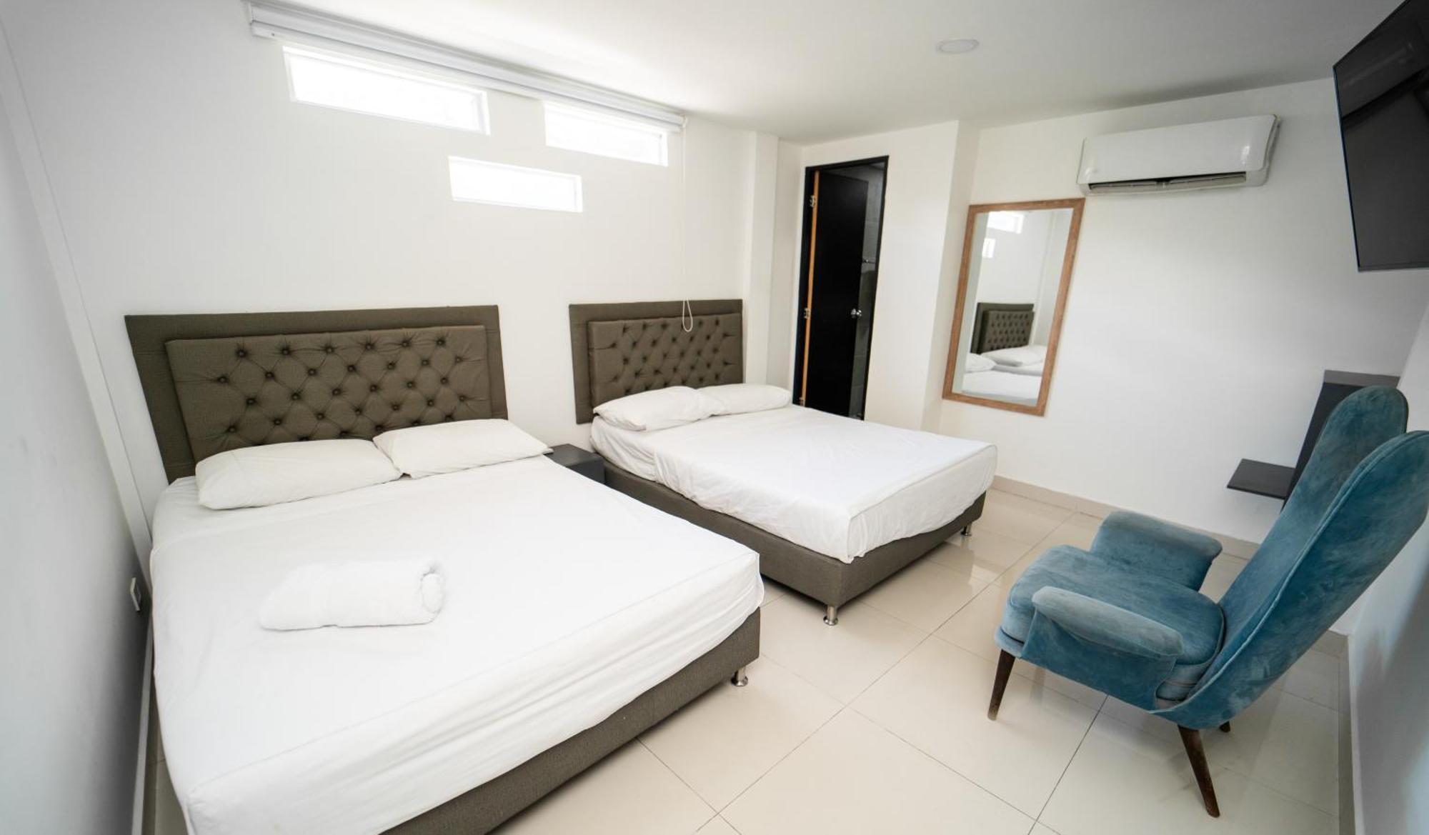 79 Hotel ميديلين المظهر الخارجي الصورة