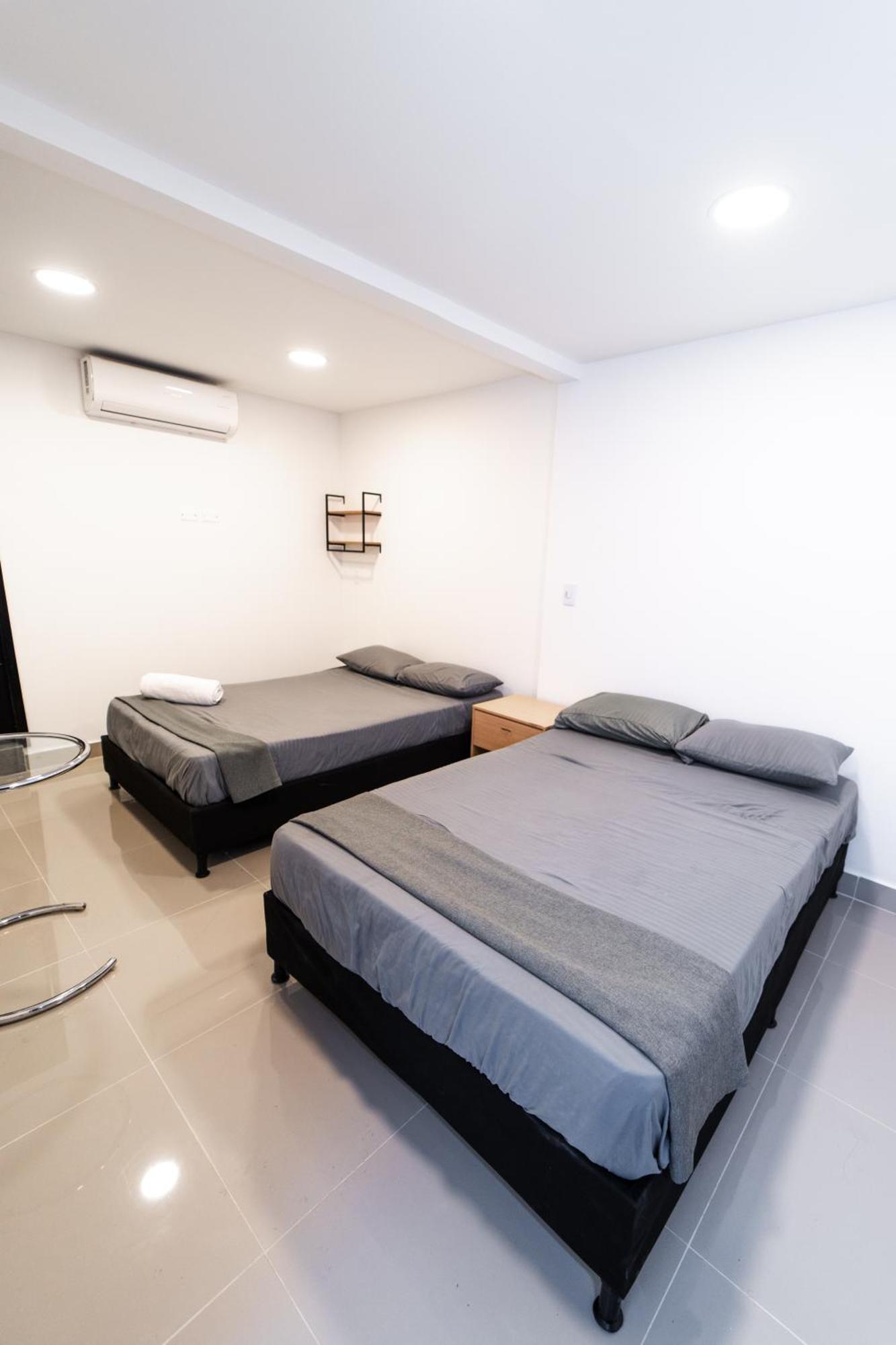79 Hotel ميديلين المظهر الخارجي الصورة